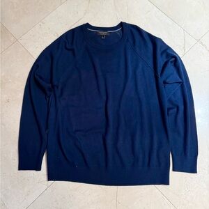 Banana Republic Men's Deep Blue Crewneck Sweater